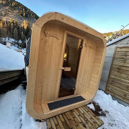 Ski Lodge Pampeago Tesero Kültér fotó