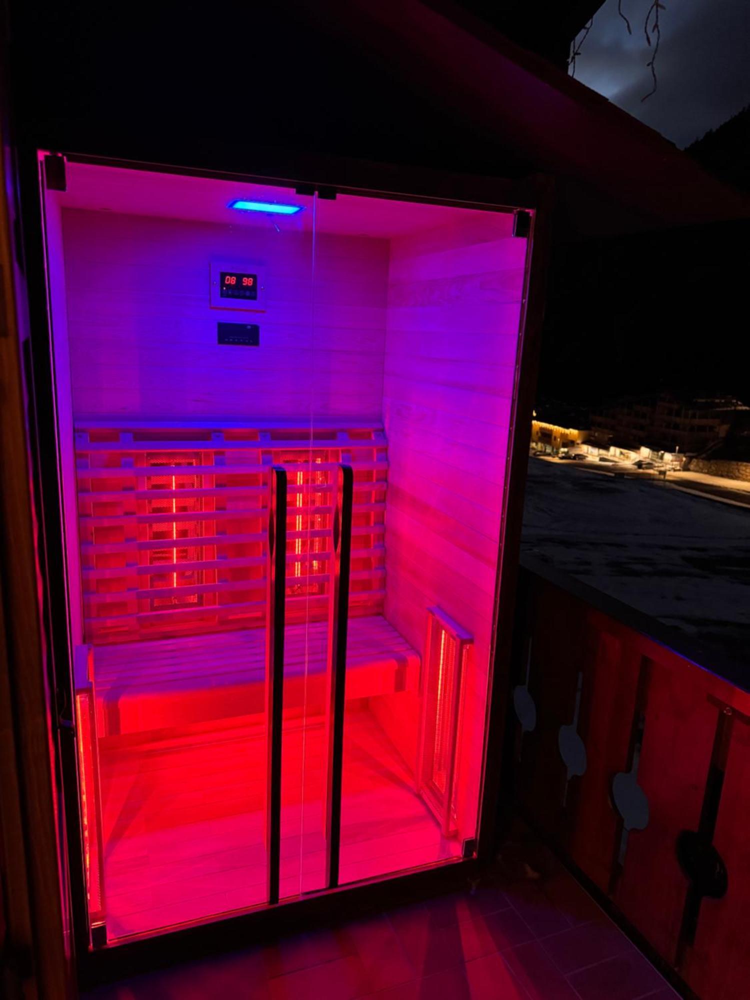 Ski Lodge Pampeago Tesero Kültér fotó