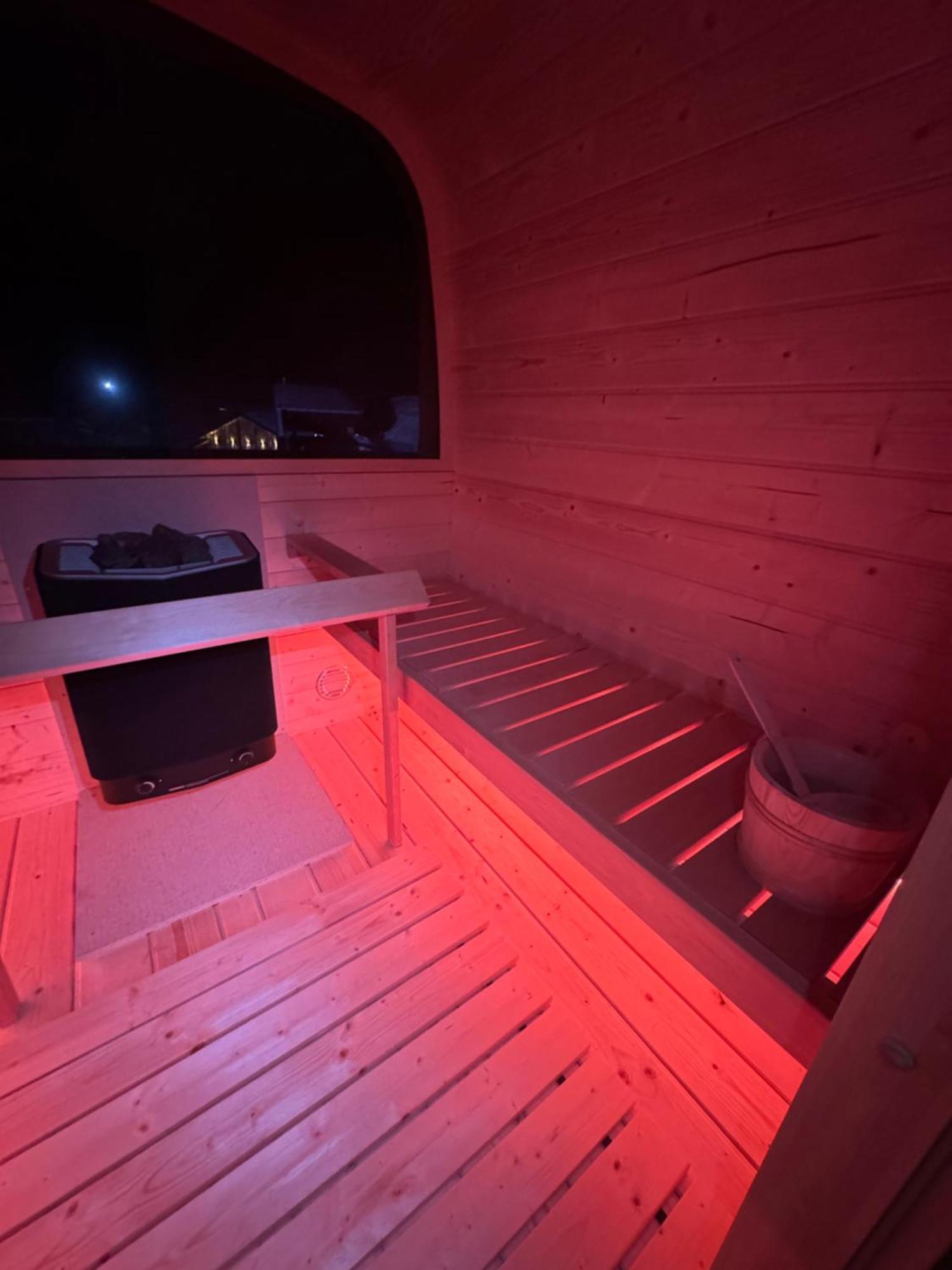 Ski Lodge Pampeago Tesero Kültér fotó